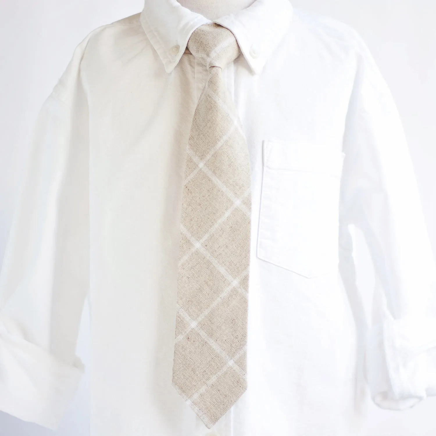 Boy's Bow Tie / Natural Linen Window Pane