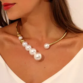 Elegant Pearl Collar Necklace