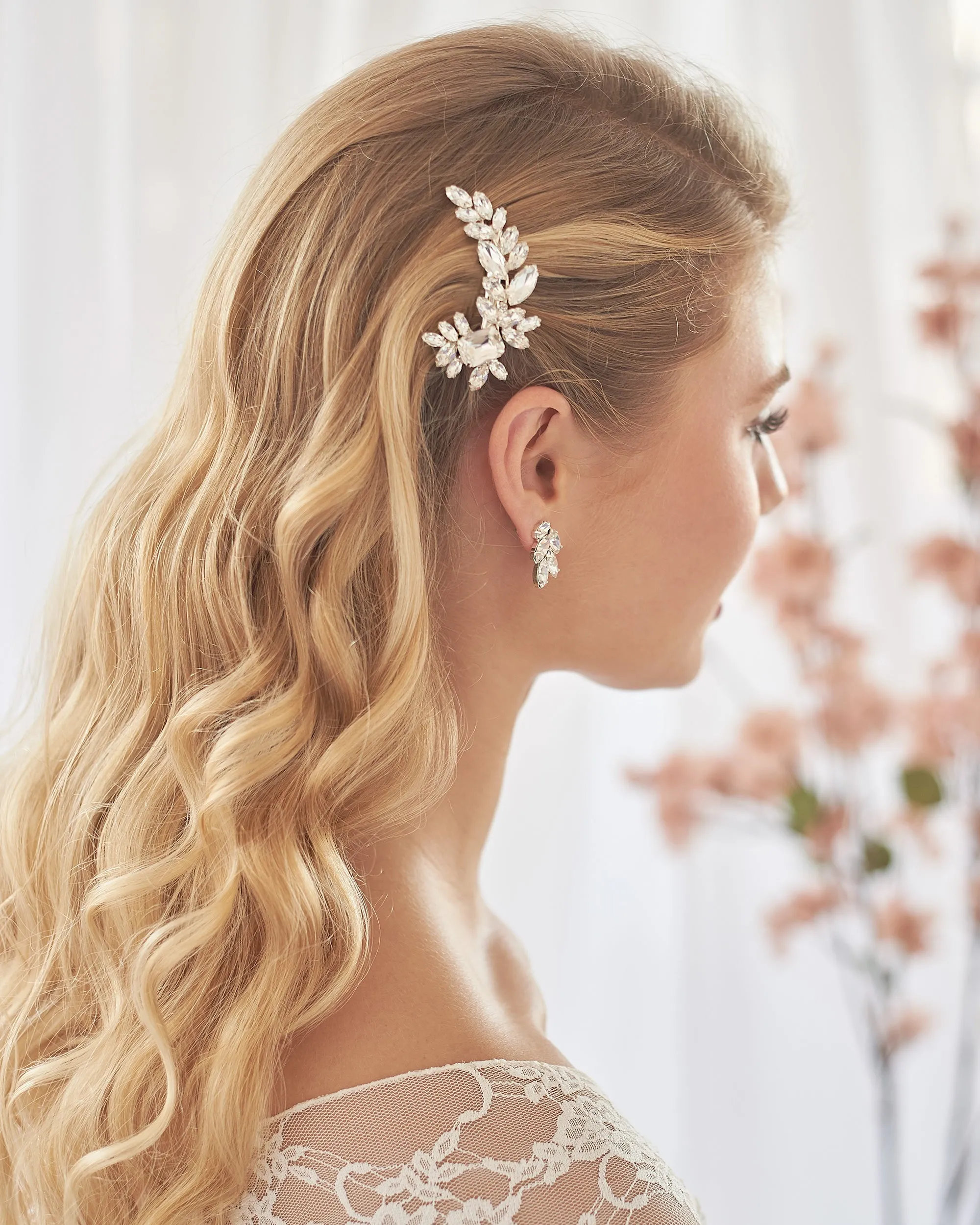 Molly Petite Bridal Clip