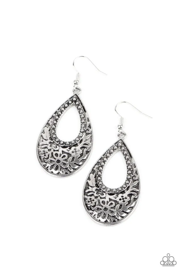 Paparazzi Earring ~ Organically Opulent - Silver