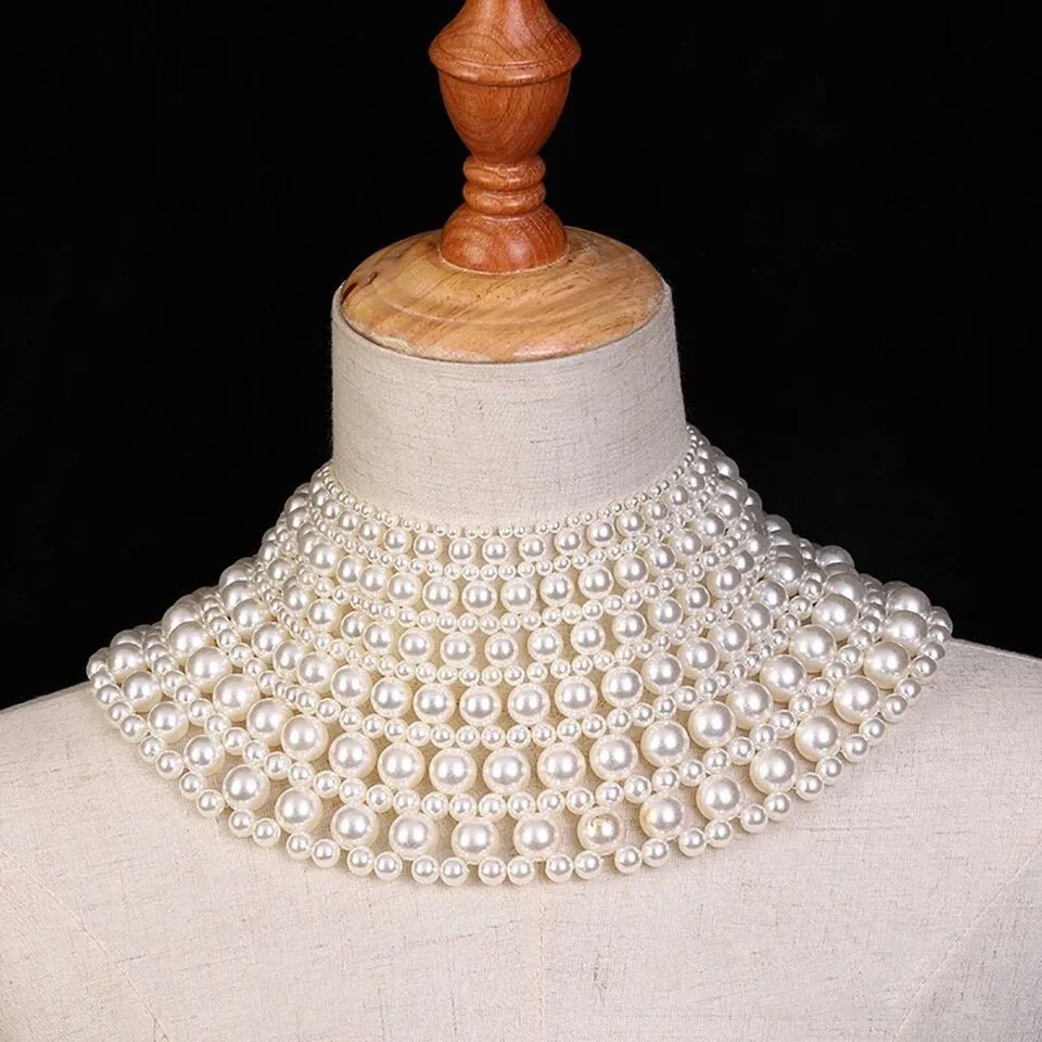 Pearlescent Princess Choker