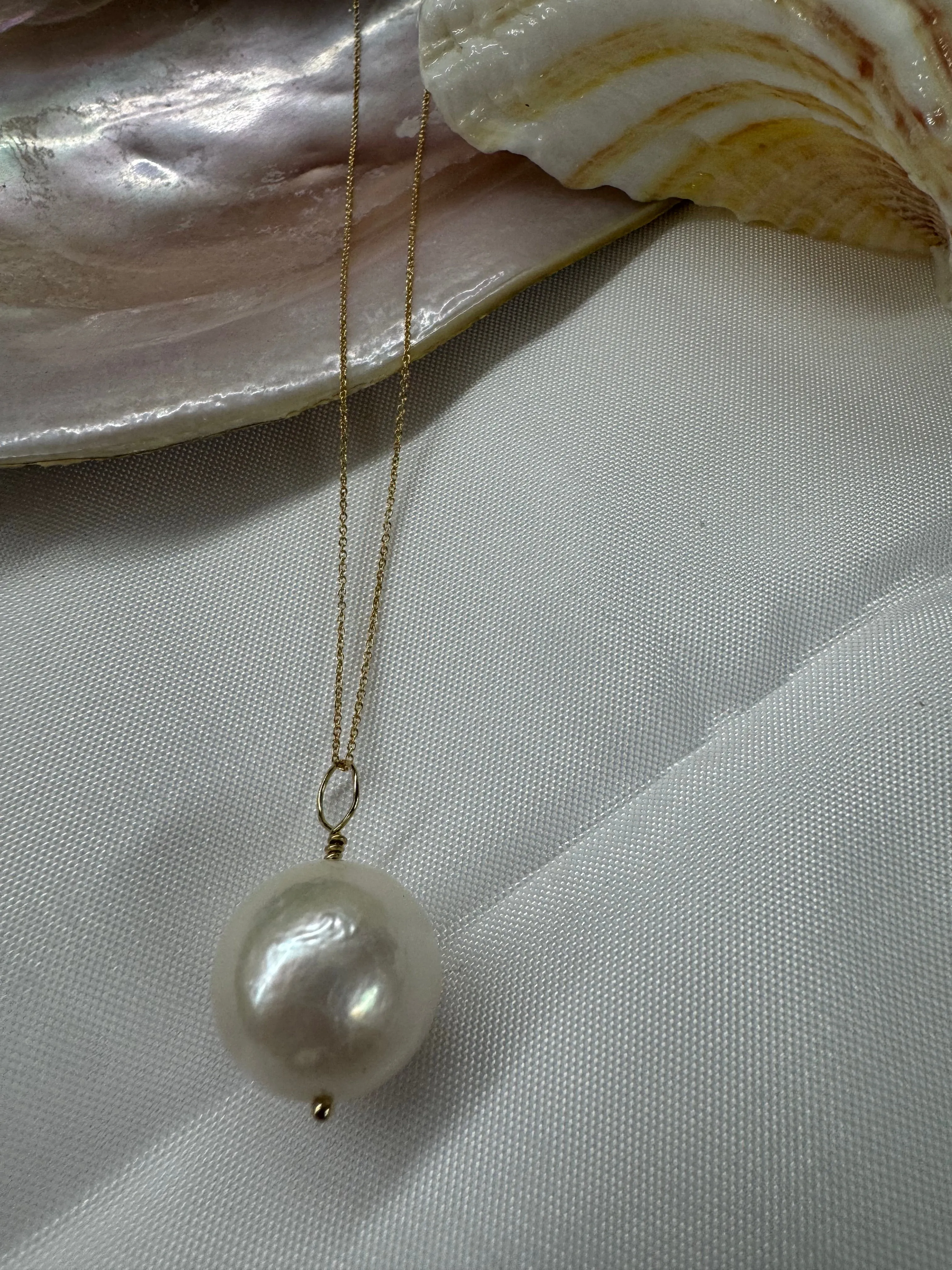 Round Pearl on Chain