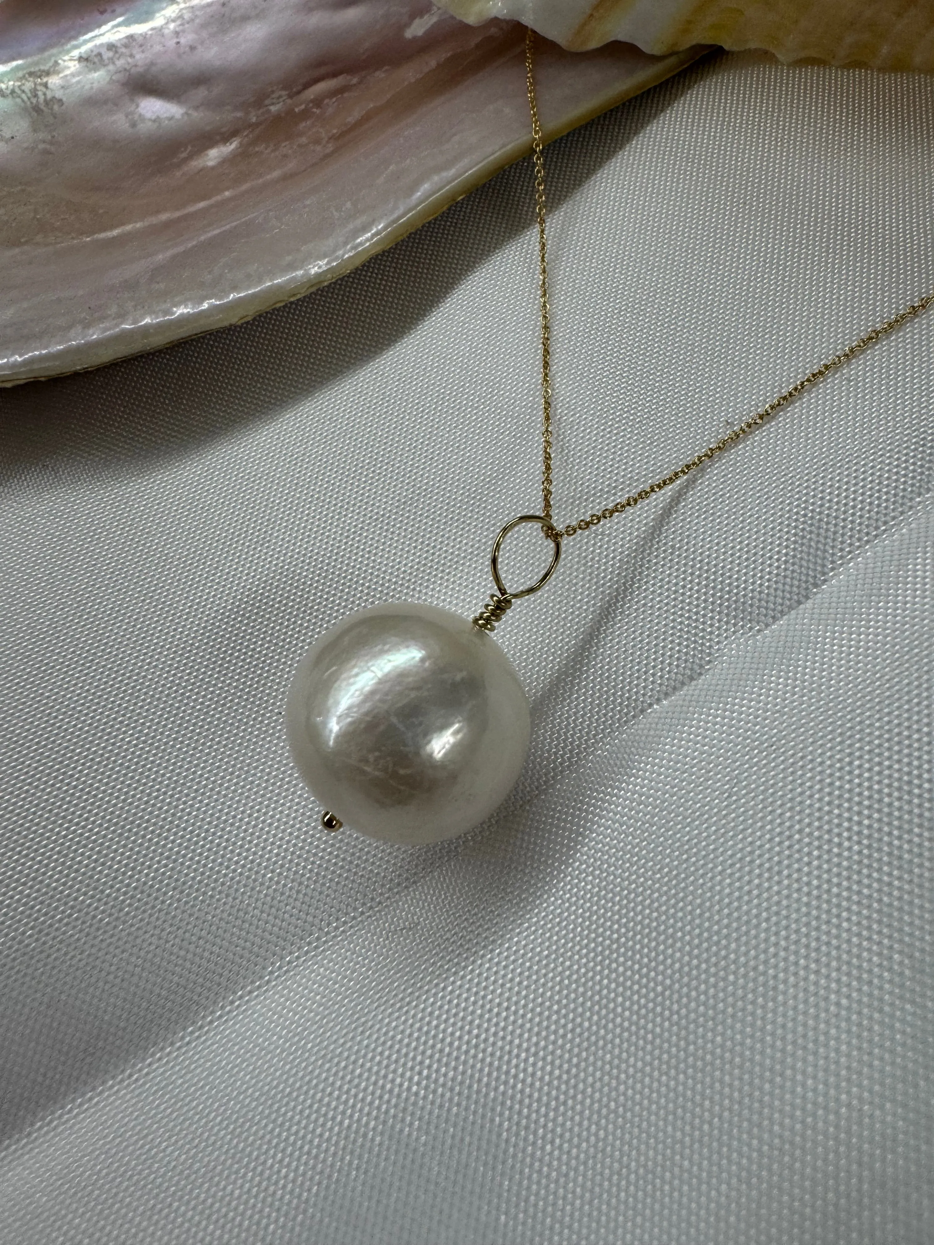 Round Pearl on Chain