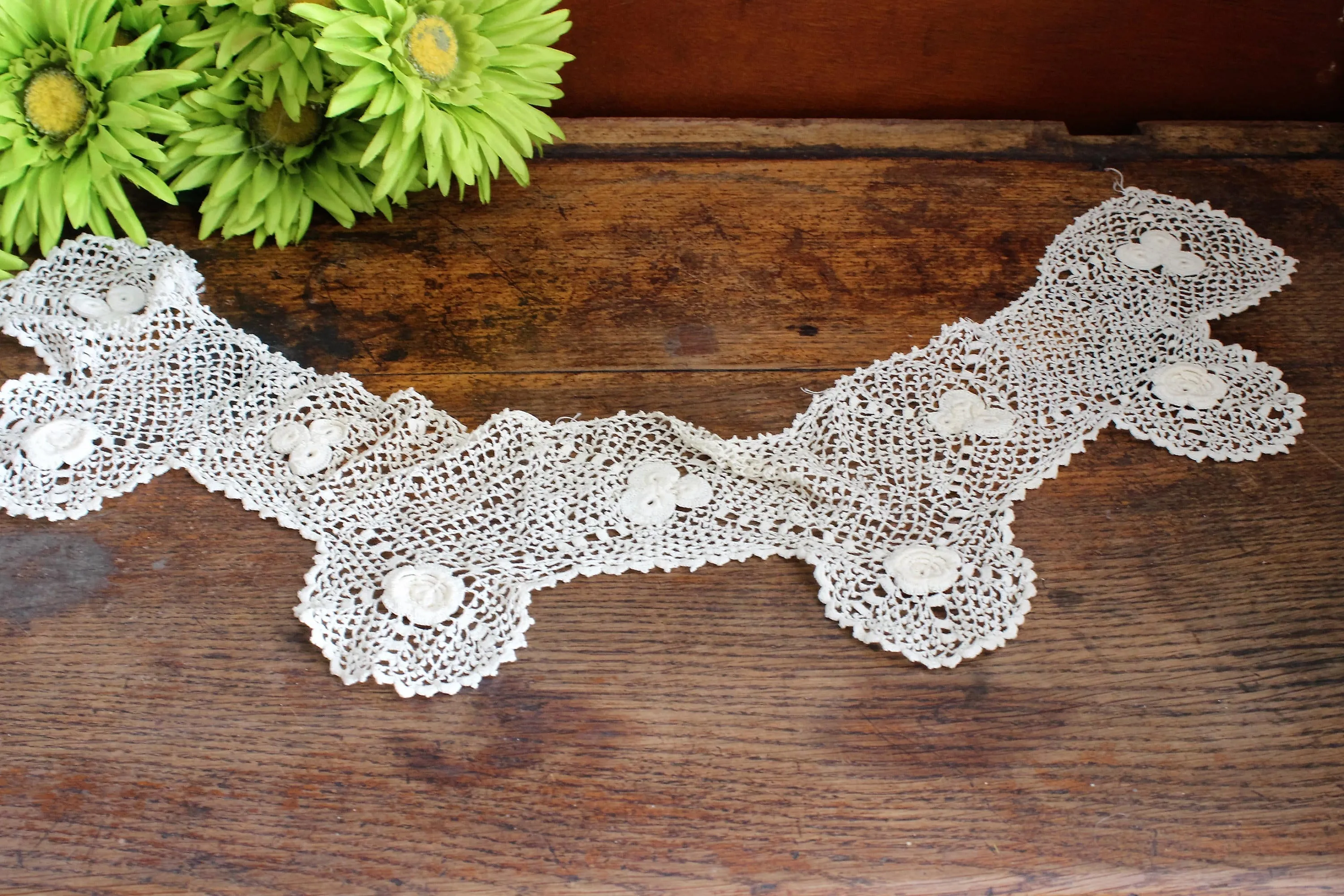 Vintage 1920s Ivory Lace Yoke Collar, Tatted Crochet