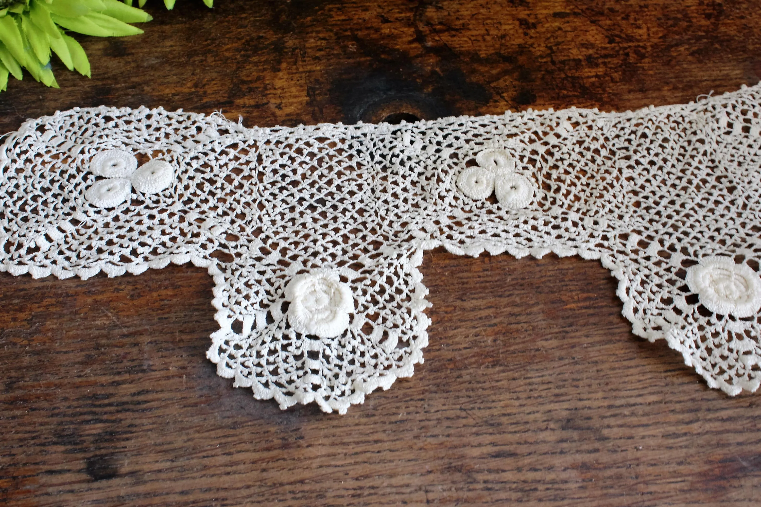 Vintage 1920s Ivory Lace Yoke Collar, Tatted Crochet